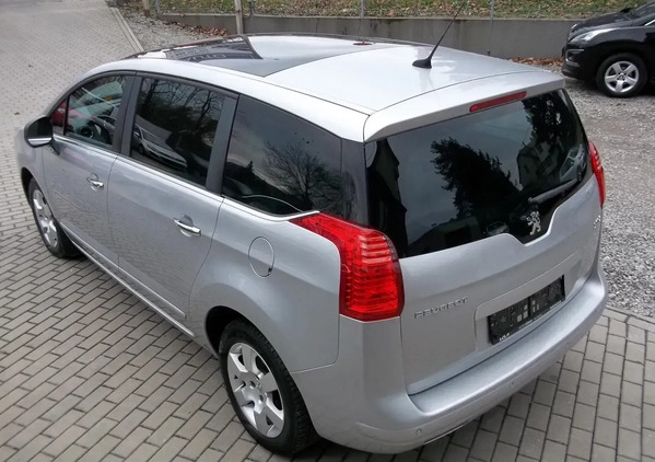 Peugeot 5008 cena 27900 przebieg: 190000, rok produkcji 2012 z Żywiec małe 106